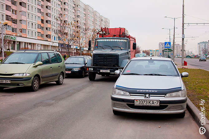 Один день с водителем мусоровоза