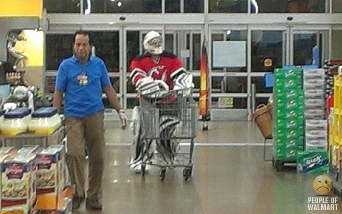 Странные люди в магазинах