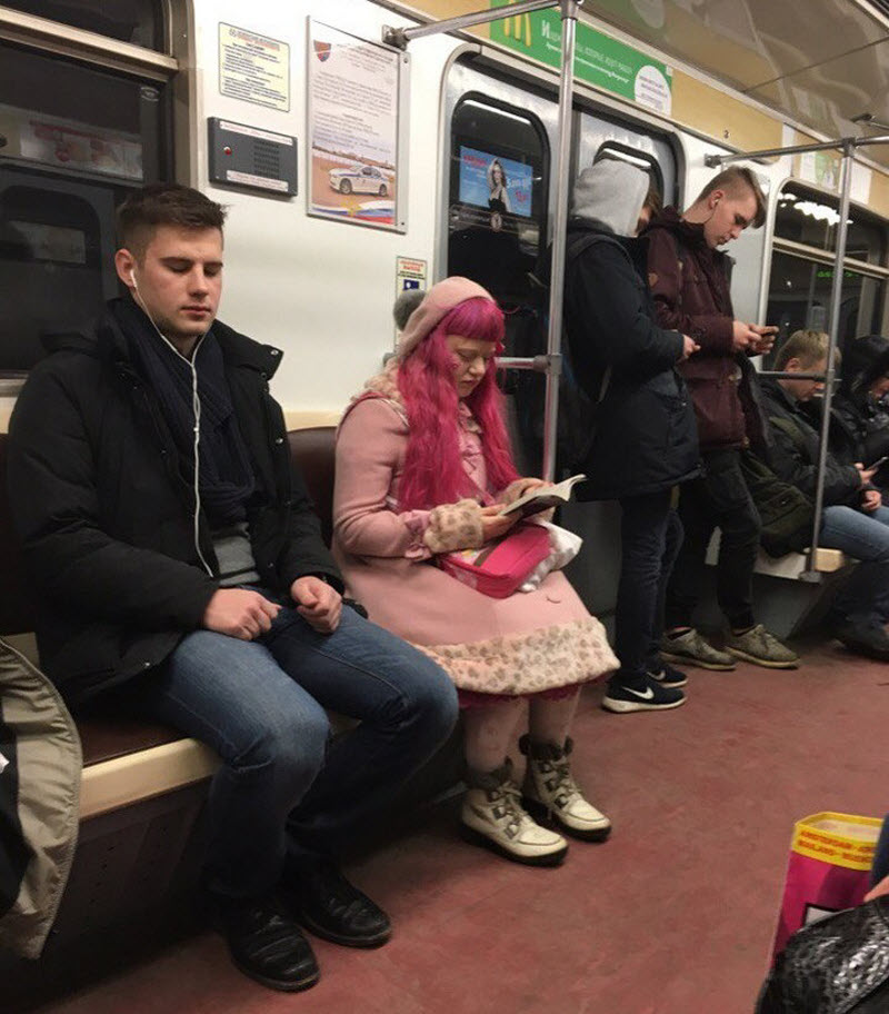 Модники из российского метрополитена