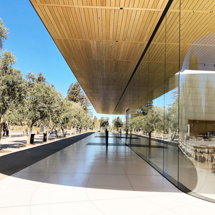 Запретная территория Apple Запретная территория Apple