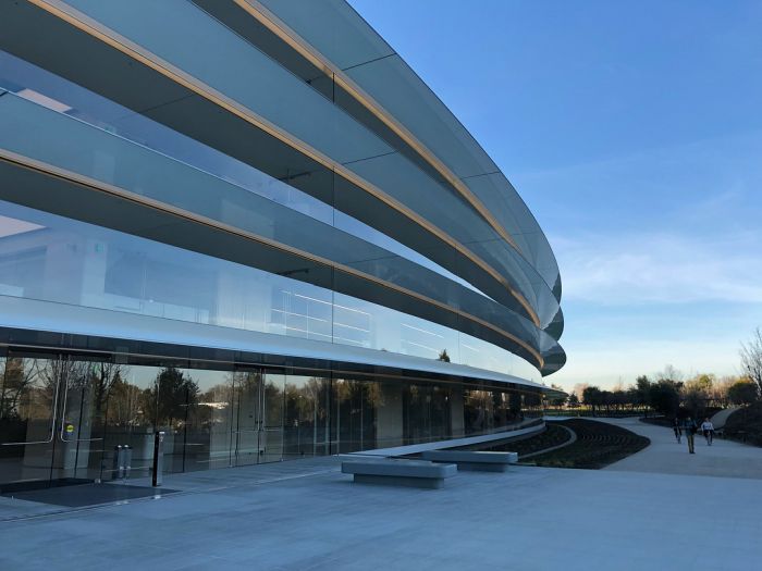 Запретная территория Apple Запретная территория Apple