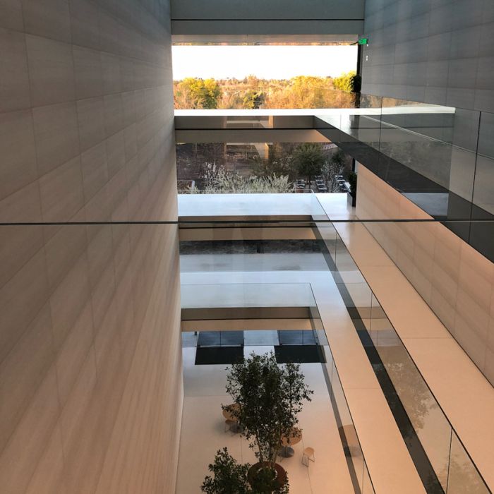 Запретная территория Apple Запретная территория Apple