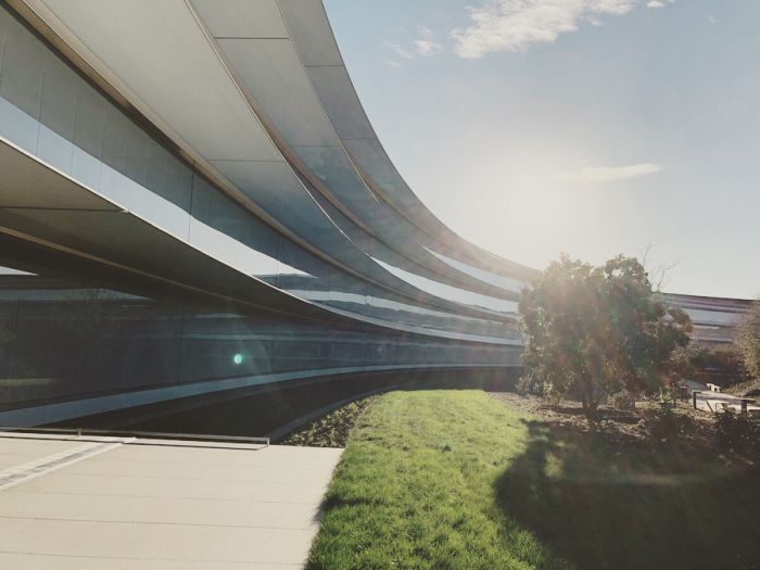 Запретная территория Apple Запретная территория Apple