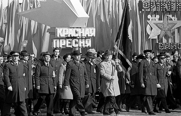 Советский Первомай: хроника за 66 лет