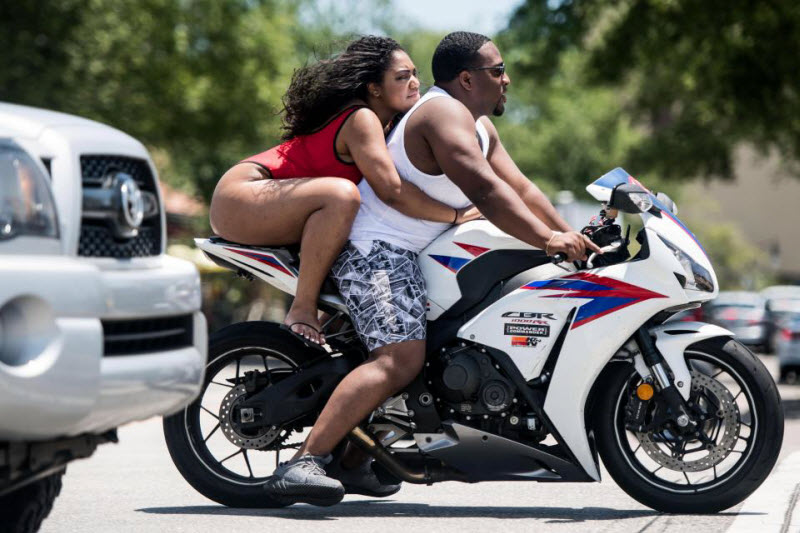 Black Bike Week: крупнейший слет черных байкеров в США