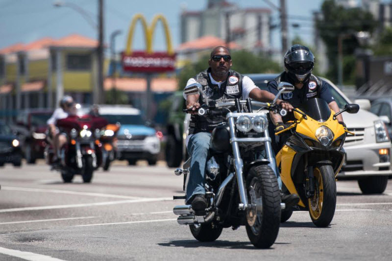 Black Bike Week: крупнейший слет черных байкеров в США