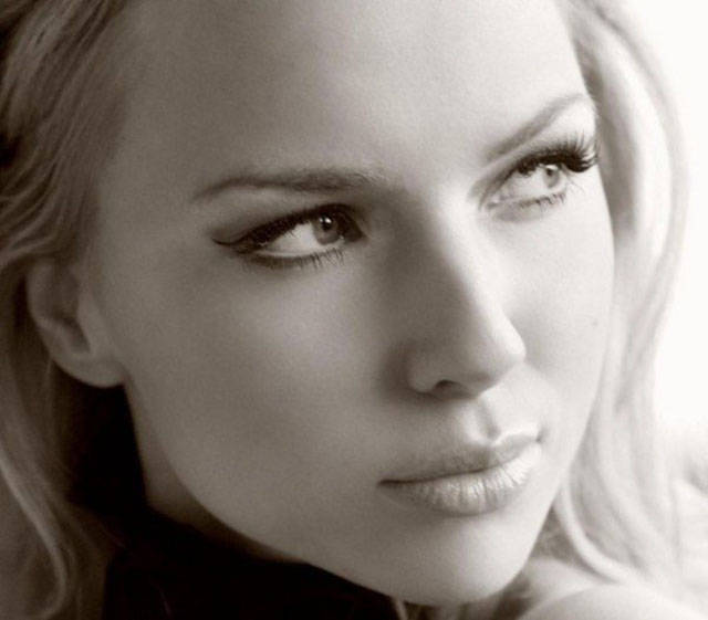 Голландская фетиш-модель Анцилла Тилия подалась в политику
