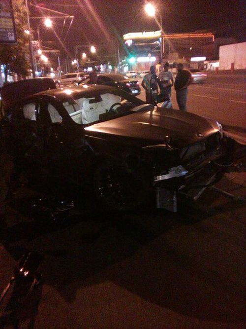 Федор Смолов разбил автомобиль за 9 миллионов рублей в Краснодаре