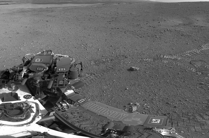 Марсоход Curiosity: первые дни на Марсе (17 фото)
