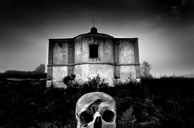 Ночные серые кошмары (21 фото)