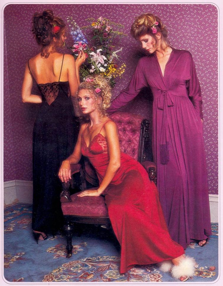 Горячий винтаж: как выглядел каталог знаменитого белья Victoria’s Secret в 1979 году