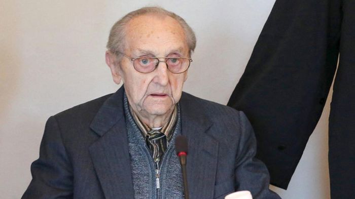 96-летнего врача Освенцима Губерта Зафке не будут судить из-за проблем со здоровьем