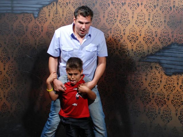 В комнате страха