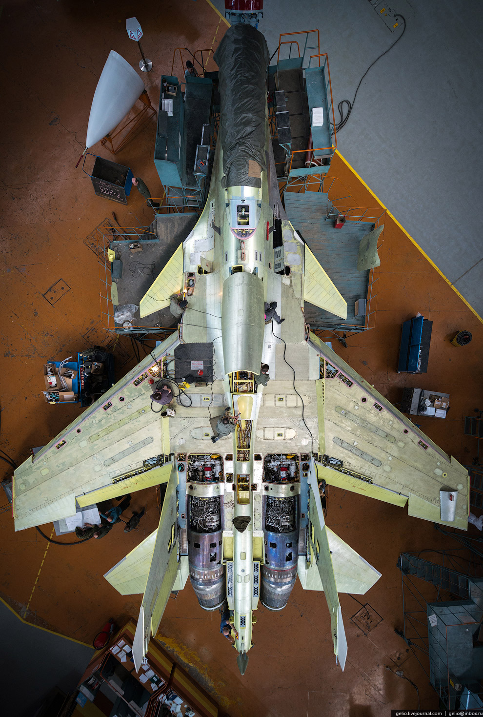 Как делают самолеты Су-30 и Як-130. Иркутский авиационный завод Как делают самолеты Су-30 и Як-130. Иркутский авиационный завод