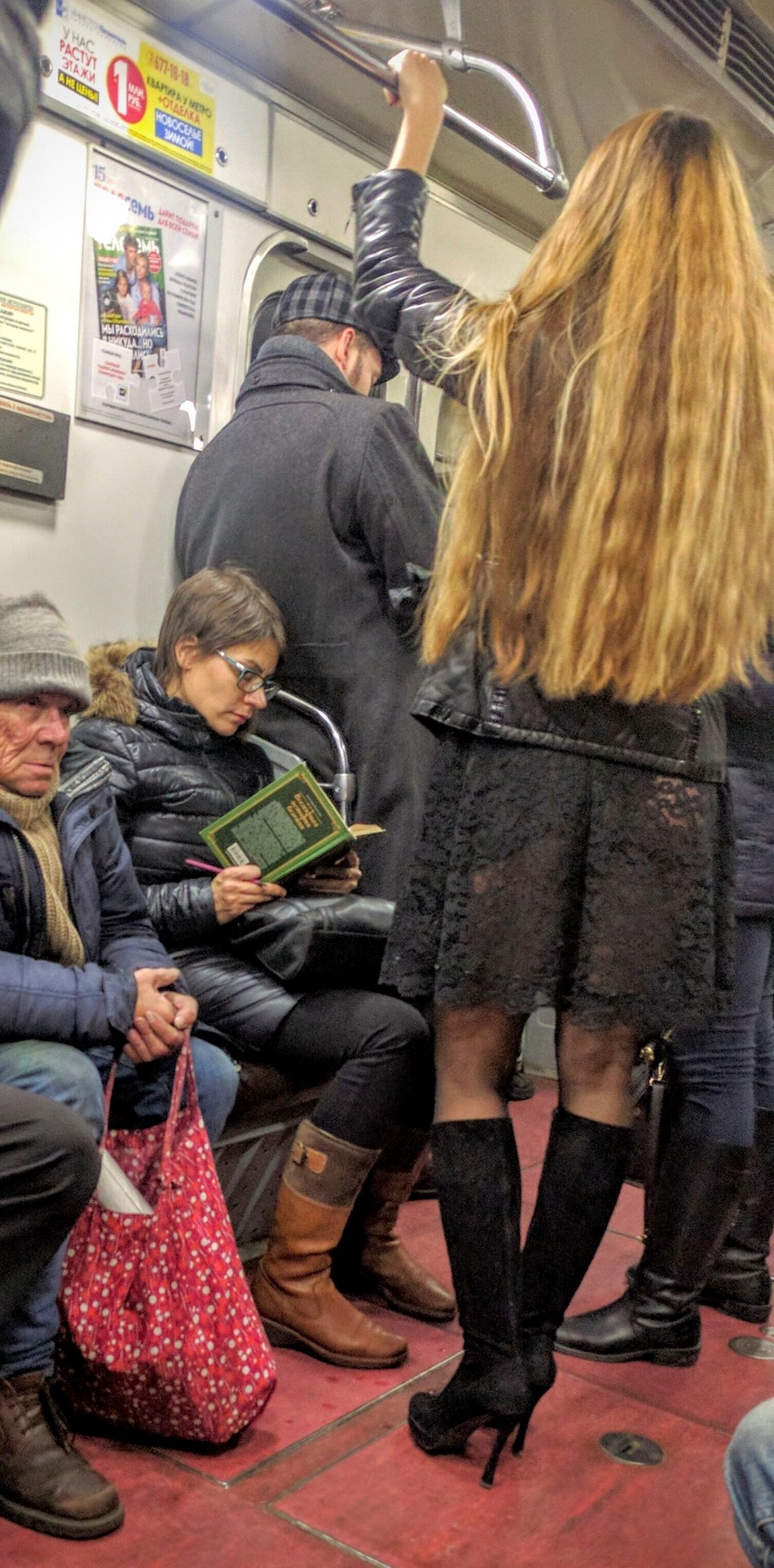 Модники из российского метрополитена