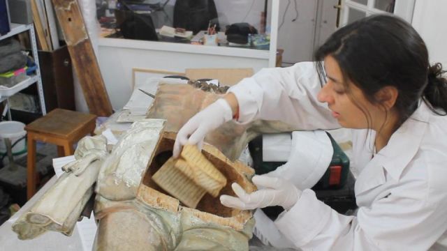 В Испании в статуе Иисуса Христа обнаружили послание от 1777 года