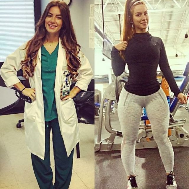Очаровательные девушки в форме и без
