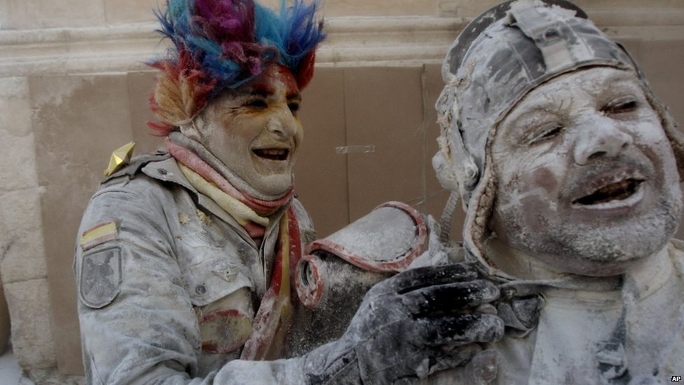 Мучная битва в Испании Мучная битва в Испании