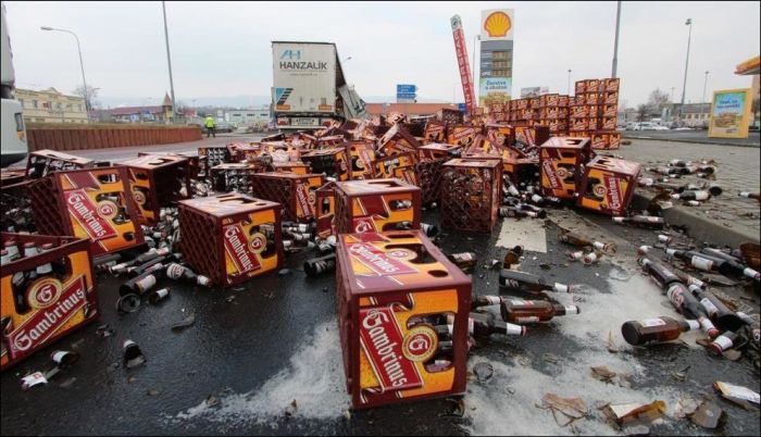 Не довёз. На радость мужикам... (12 фото)