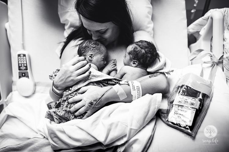 Названы призеры ежегодного фотоконкурса Birth Photography Competition 2017 Названы призеры ежегодного фотоконкурса Birth Photography Competition 2017