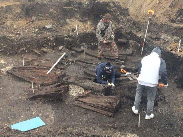 В Туле обнаружили 30 гробов с останками XVIII века