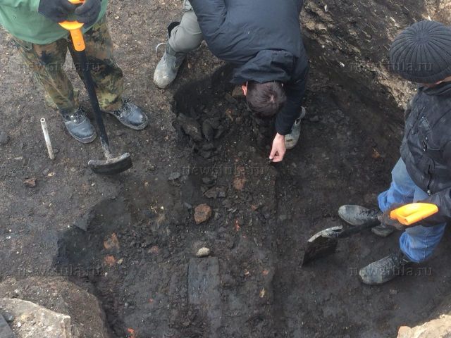 В Туле обнаружили 30 гробов с останками XVIII века