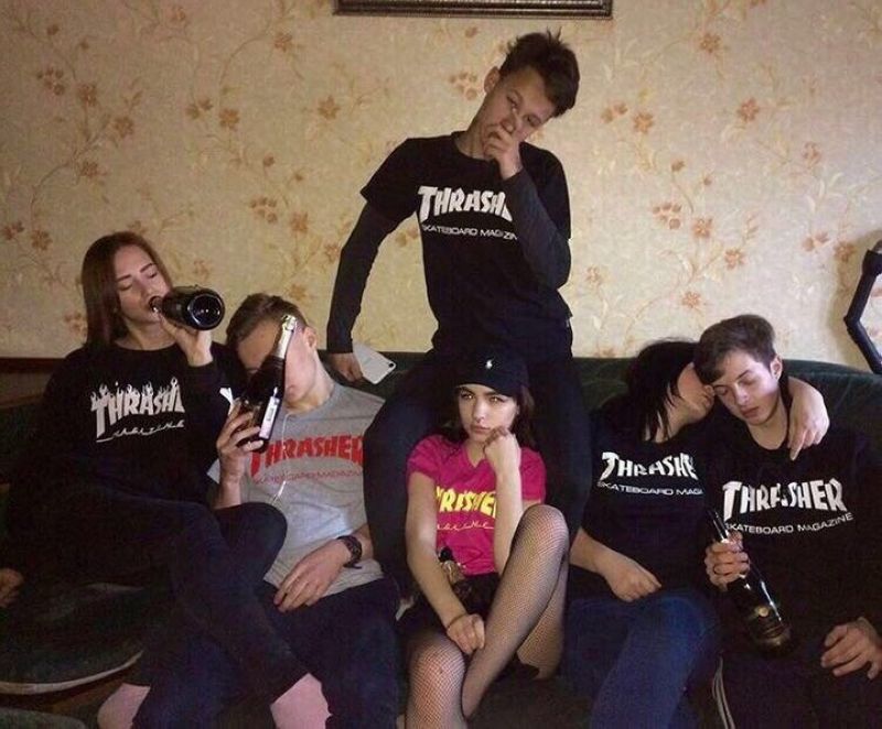 Чем занимается молодежь пока олдфаги сажают картошку