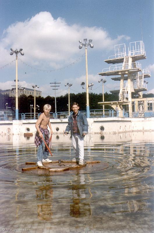Москва 90–х (91 фото)