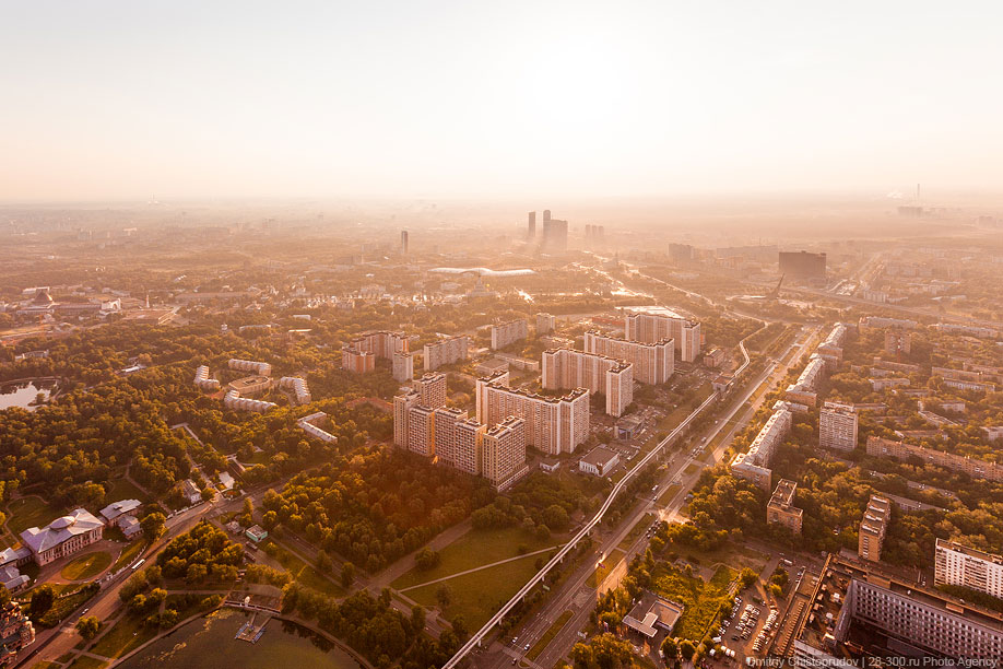 Останкинская телебашня. Вид на Москву с высоты 503 метра
