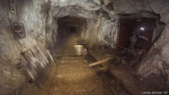 Конструкция с секретом
