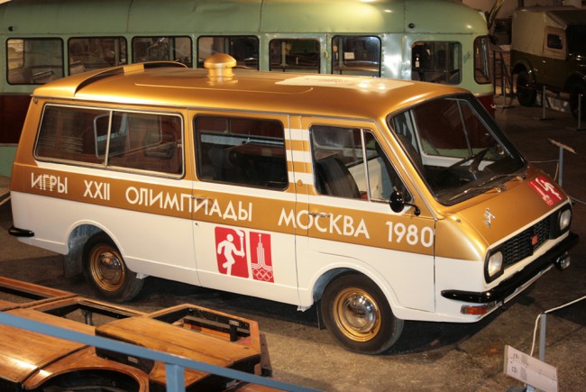 История главного минивэна Советского Союза (13 фото) История главного минивэна Советского Союза (13 фото)