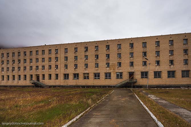 Заброшенный город на Шпицбергене
