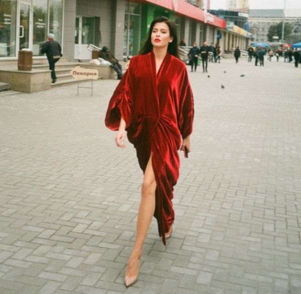«Мисс Россия-2015» София Никитчук в контрастной фотосессии на улицах Екатеринбурга