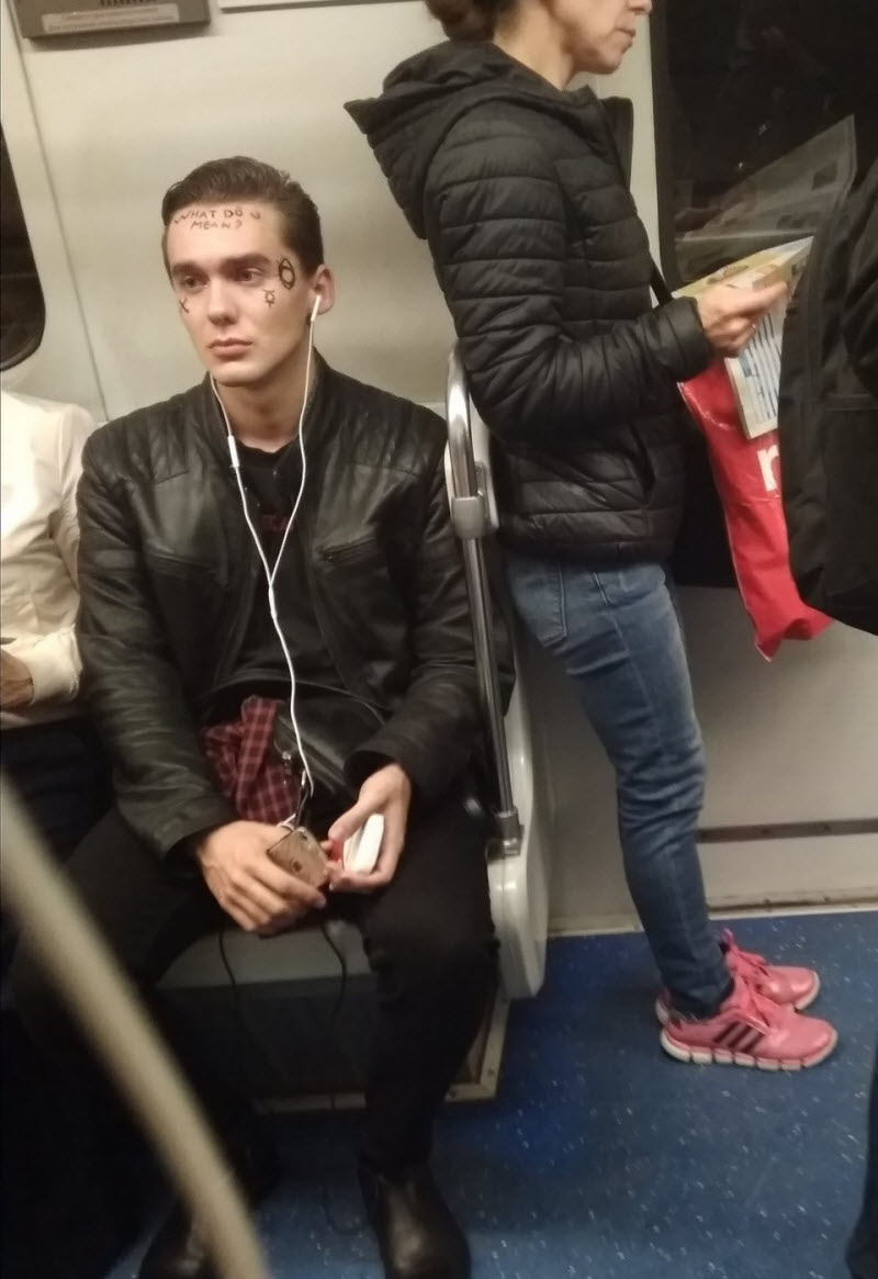 Модники из российского метрополитена