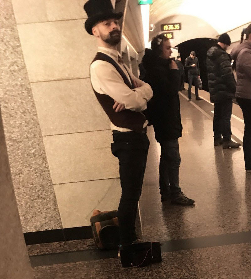 Модники из российского метрополитена