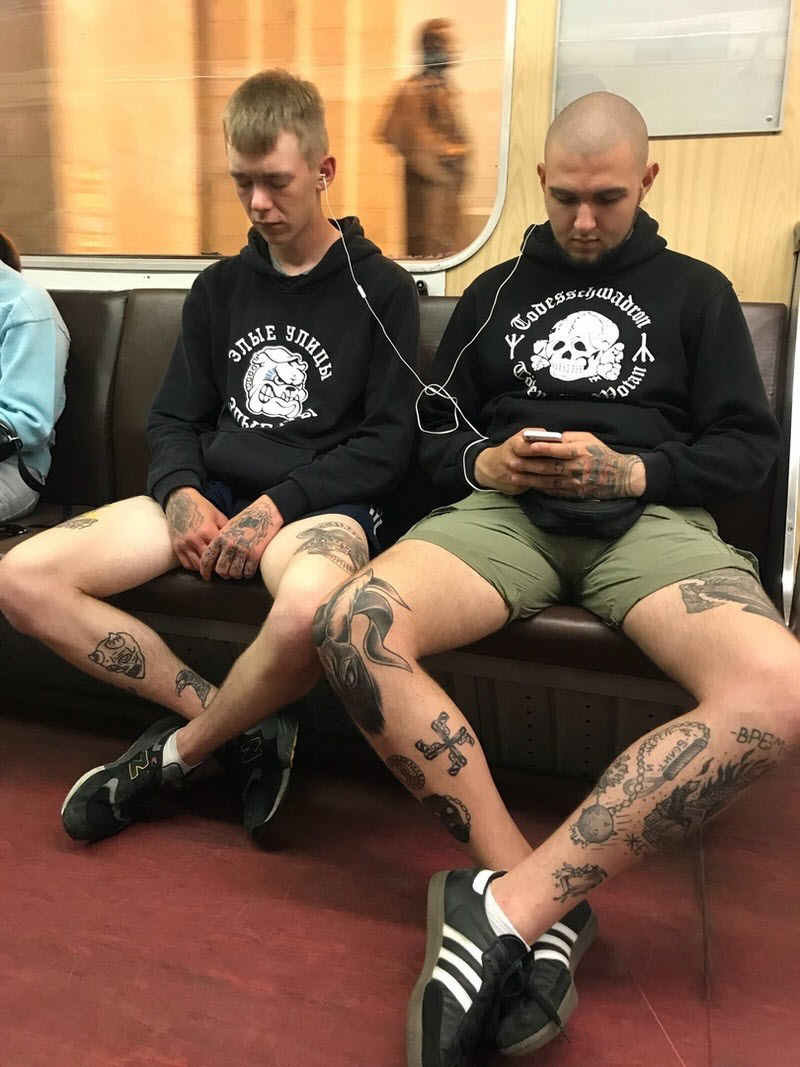 Модники из российского метрополитена