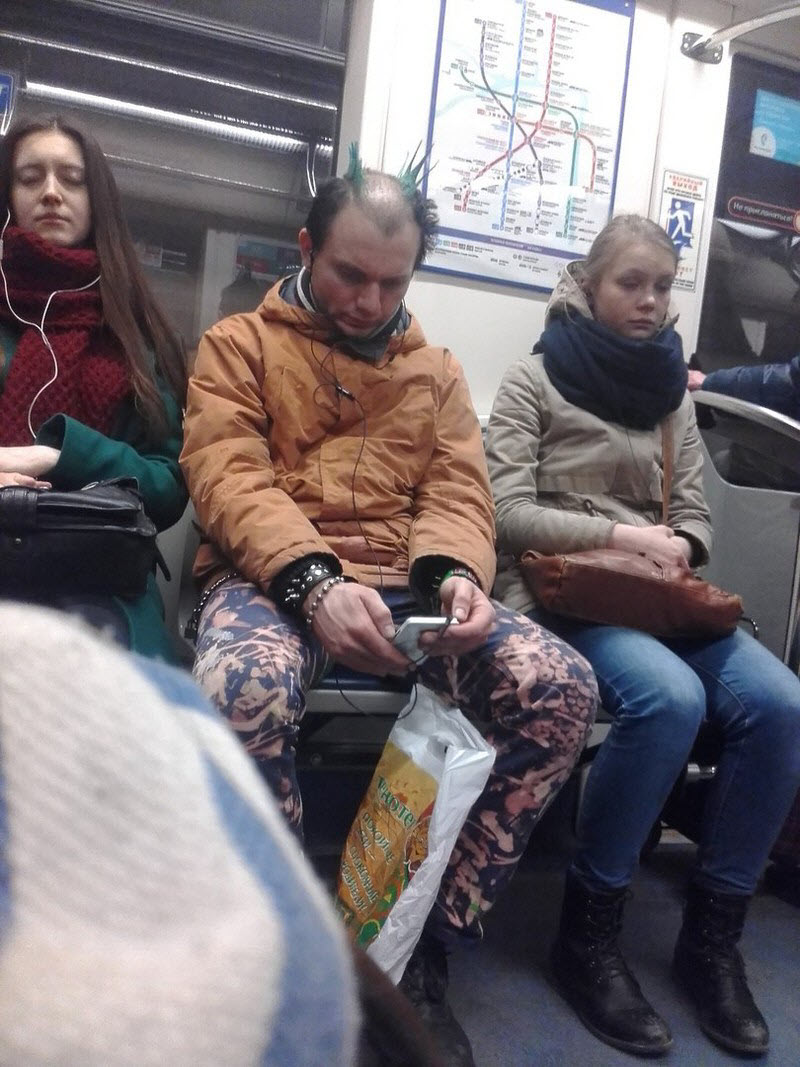 Модники из российского метрополитена