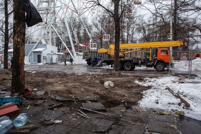 В Москве на ВДНХ сносят знаменитое 73-метровое колесо обозрения