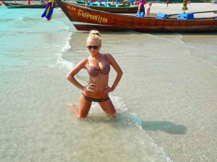 Гламурная кисо-прокурор (13 фото)