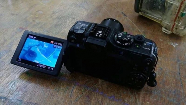 Фотоаппарат, потерянный в море больше 2 лет назад вернулся к владельцу, и он ещё работал