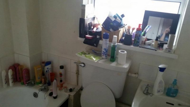 Жилье победительницы конкурса на самую грязную студенческую комнату