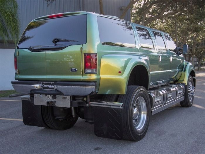 Гигантский внедорожник Ford F650 Super Truck Extreme 2007