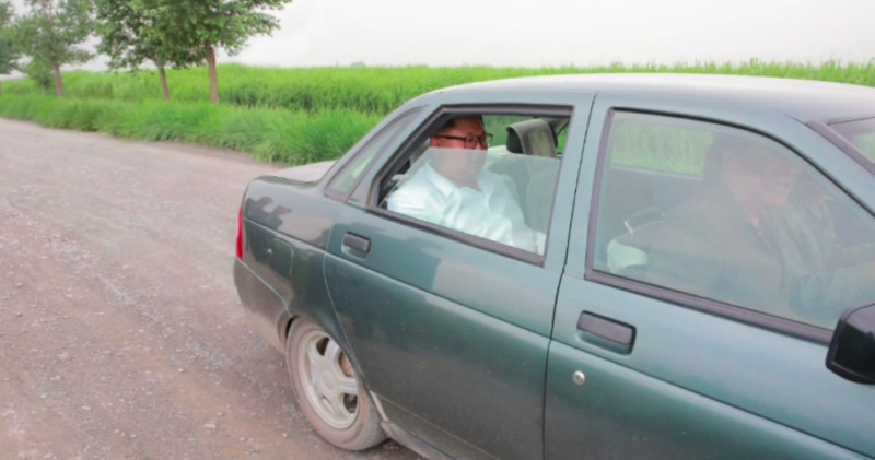 Ким Чен Ын прокатился на российской Lada Priora Ким Чен Ын прокатился на российской Lada Priora