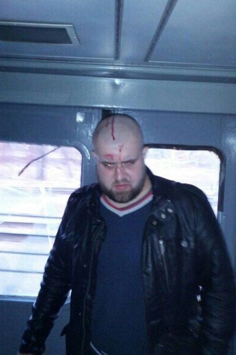 Александр Орлов, ударивший журналиста ВДВ Никиту Развожаева, хочет договориться