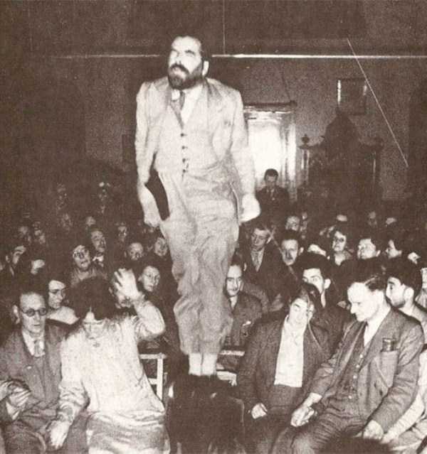 Странные фотографии из прошлого
