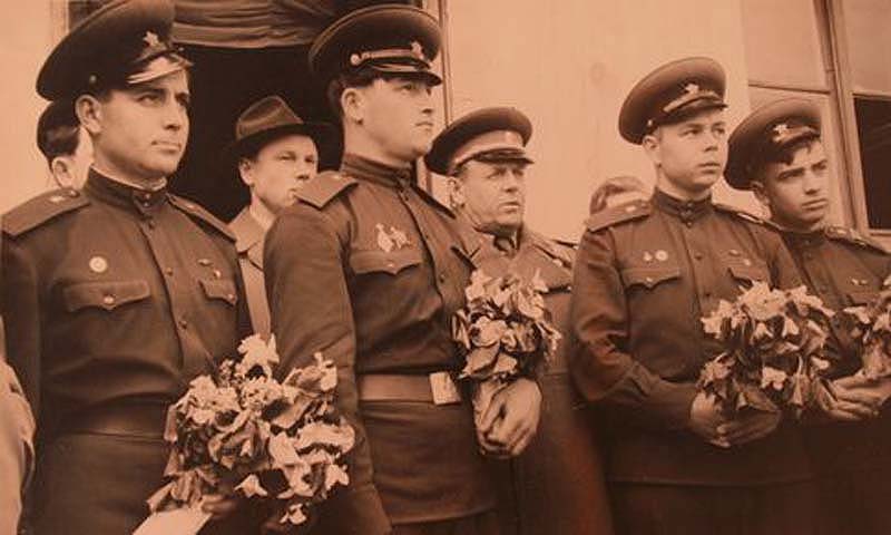 Подвиг четырех советских моряков (12 фото)
