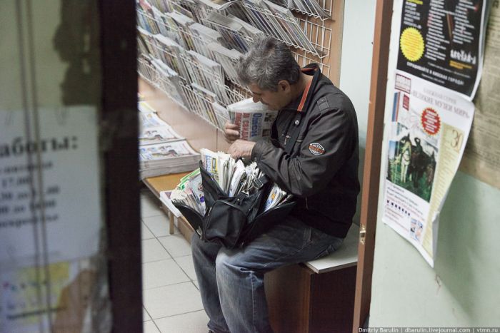 Продавец газет