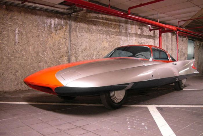 Странные и необычные автомобили Странные и необычные автомобили