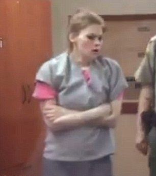Родители-наркоманы давали своим детям 'сонное зелье' из героина
