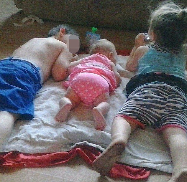 Родители-наркоманы давали своим детям 'сонное зелье' из героина
